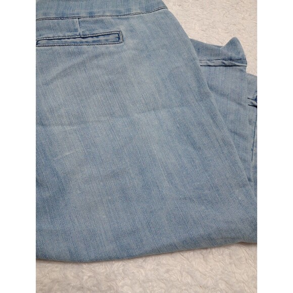 Lee Riders Jean Shorts Women’s Sz 7/8M Bermuda Blue Denim Botton And Zipper - Picture 12 of 12